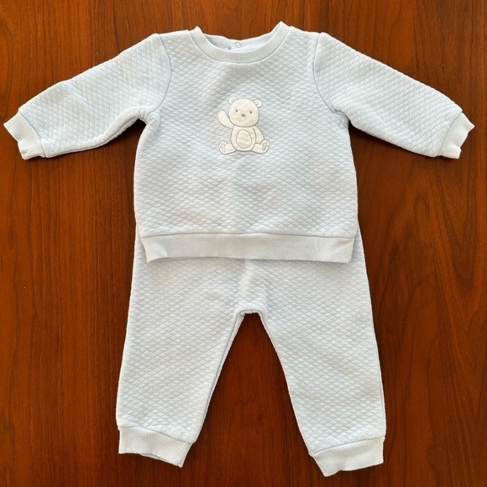 Little Me baby boy 2 piece set. Adorable Light Blue and Teddy bear size 6 months